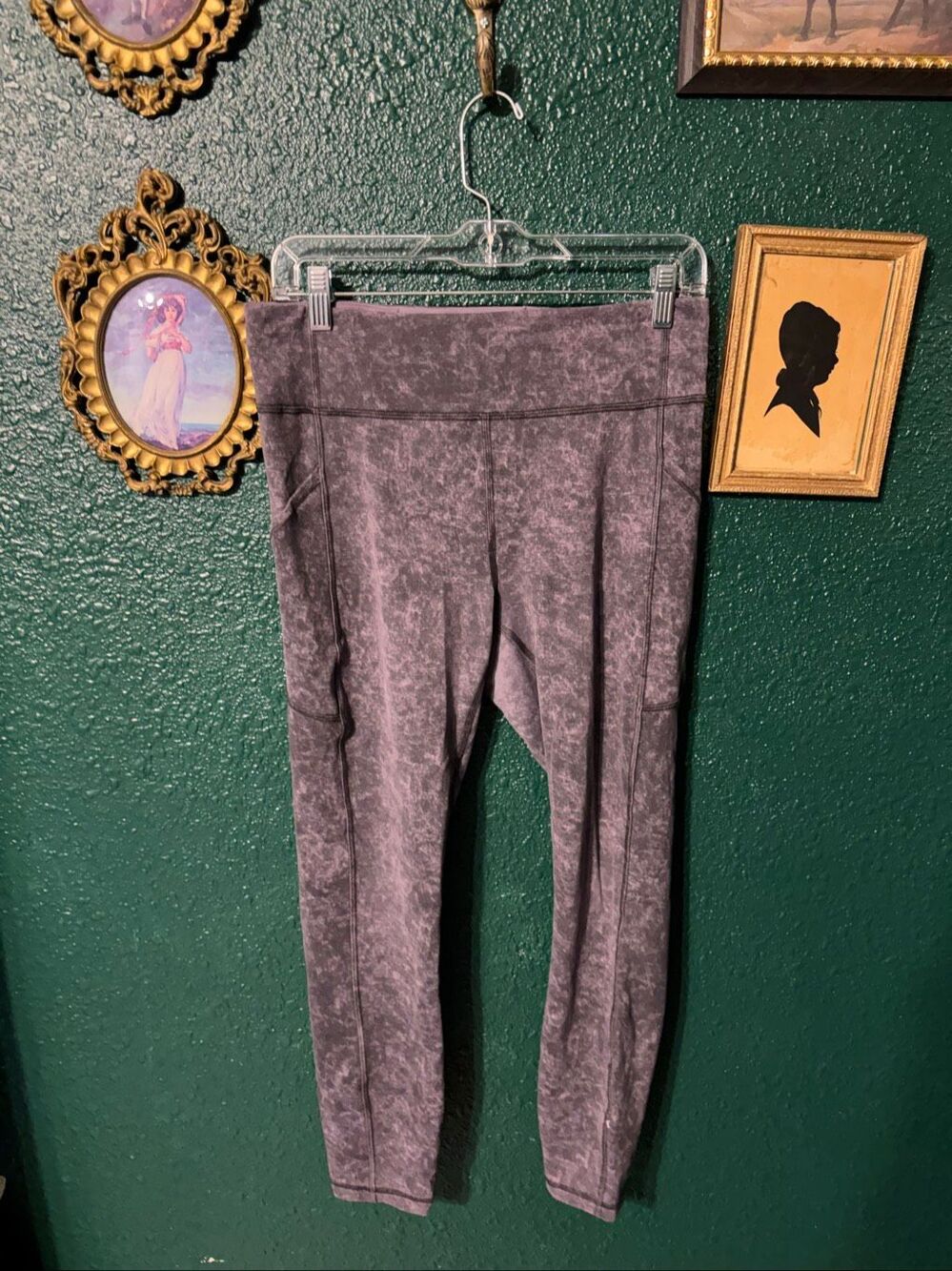 Lululemon Invigorate High-Rise Tight 25" Sz 10 Denim Wash Print Dusky Lavender B